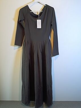 Women's Long Sleeve Off The Shoulder Maxi Dress In Black